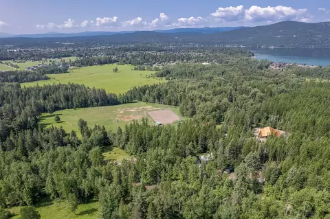 355 Reservoir Rd, Whitefish, MT 59937