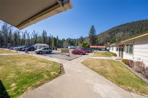 Exterior - 707 E Grant Ave, Troy, MT 59935 photo 11 of 12