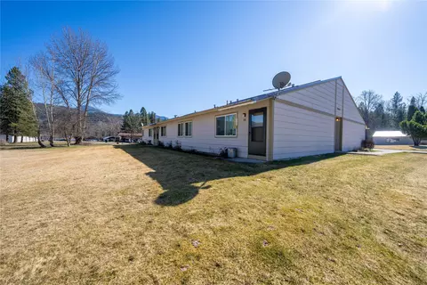 Exterior - 707 E Grant Ave, Troy, MT 59935 photo 5 of 12