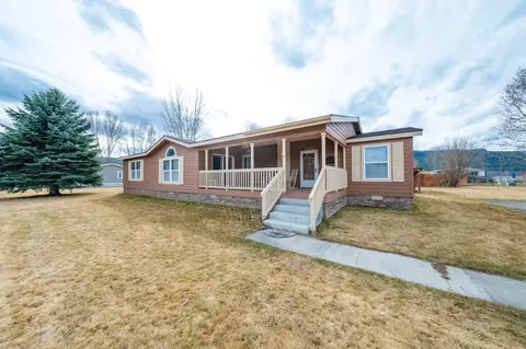 7501 Gardenia Dr, Missoula, MT 59808