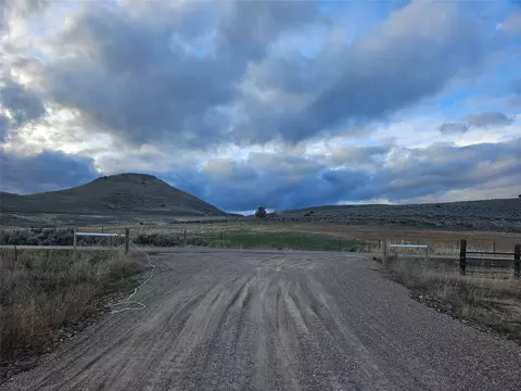 Nhn Chisholm Trail, Hot Springs, MT 59845