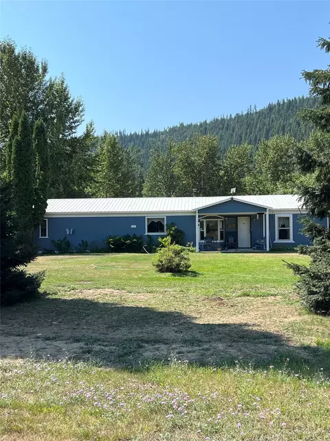 818 Lake Creek Rd, Troy, MT 59935