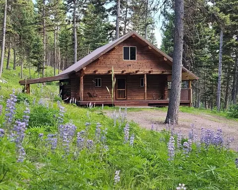 1250 Bitterroot Dr, Seeley Lake, MT 59868
