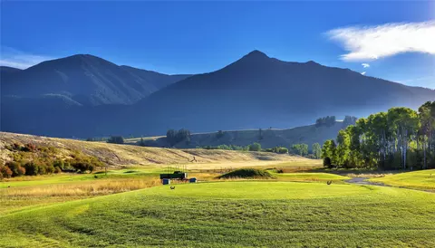 705 Blacktail Rd, Eureka, MT 59917