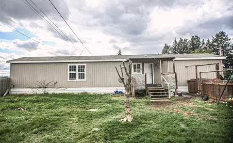 1400 13th St W #6, Columbia Falls, MT 59912