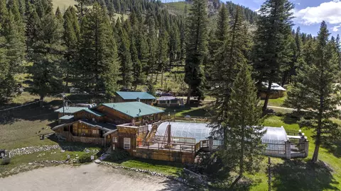 283 Lost Trail Hot Springs Rd, Sula, MT 59871