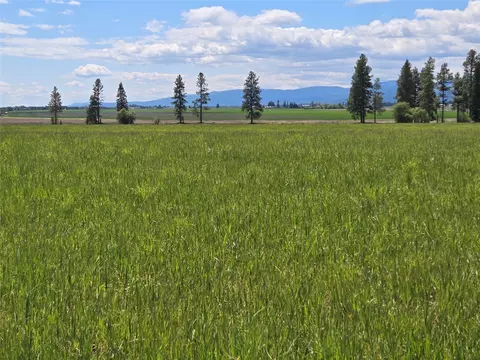 175 Spruce Meadows Ln, Kalispell, MT 59901 photo 1
