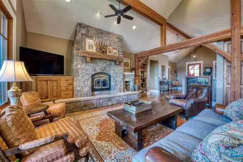 688 Cutthroat Trl, Victor, MT 59875