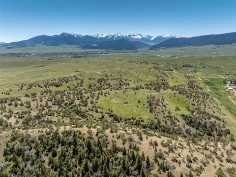 5 Trails End, Livingston, MT 59047