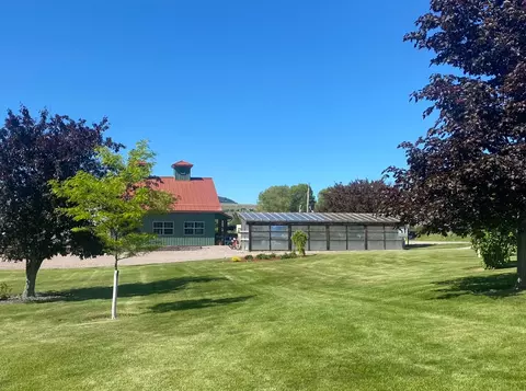 Exterior - 33953 33989 Fox Rd, Polson, MT 59860 photo 10 of 14