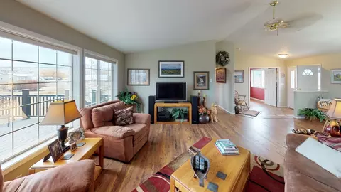 Living - 33953 33989 Fox Rd, Polson, MT 59860 photo 1 of 1