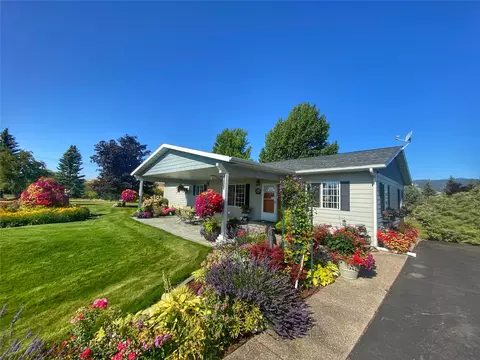 Exterior - 33953 33989 Fox Rd, Polson, MT 59860 photo 1 of 14