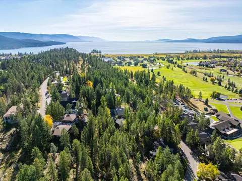 266 Eagle Bend Dr, Bigfork, MT 59911 photo 2
