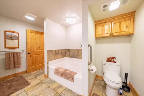 Bath - 97 E Fork Bull River Rd, Noxon, MT 59853 photo 2 of 5
