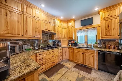 Kitchen - 97 E Fork Bull River Rd, Noxon, MT 59853 photo 1 of 2