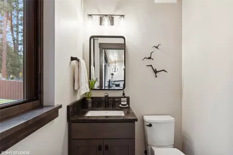 Bath - 22934 Damaskes Way, Rollins, MT 59931 photo 1 of 8