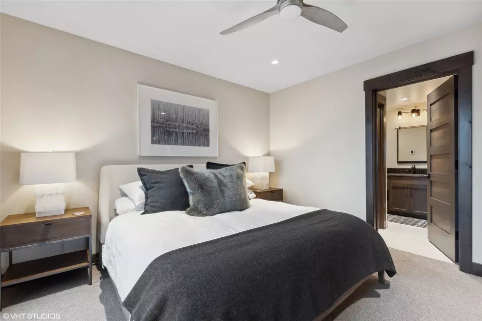 Bedroom - 22934 Damaskes Way, Rollins, MT 59931 photo 9 of 15
