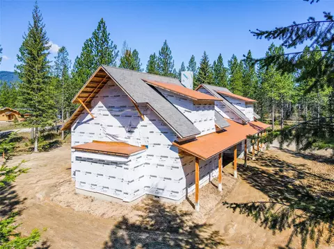 44 Crow Ct, Troy, MT 59935