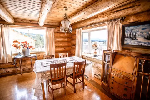 Dining - 3358 Strandskov Rd, Lincoln, MT 59639 photo 3 of 4
