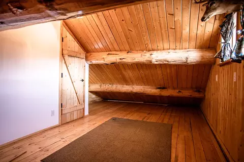 Bedroom - 3358 Strandskov Rd, Lincoln, MT 59639 photo 3 of 7