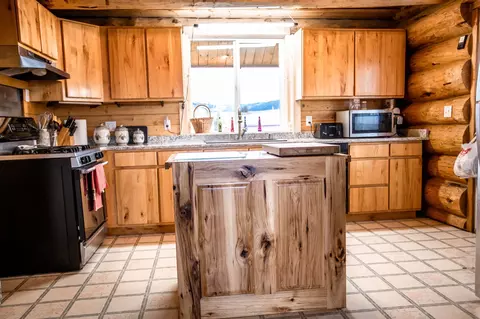Kitchen - 3358 Strandskov Rd, Lincoln, MT 59639 photo 1 of 4