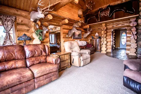 Living - 3358 Strandskov Rd, Lincoln, MT 59639 photo 2 of 2