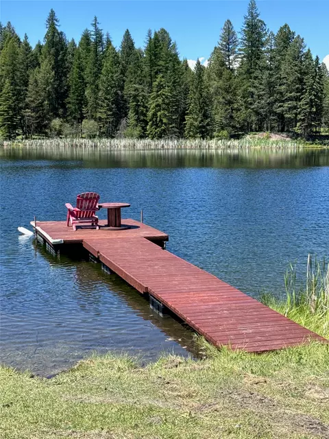 4964 Us Hwy 93 S, Eureka, MT 59917