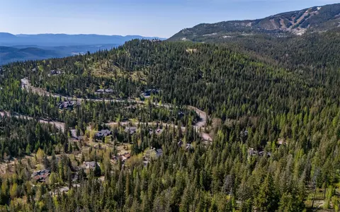 165 Woodland Star Cir, Whitefish, MT 59937