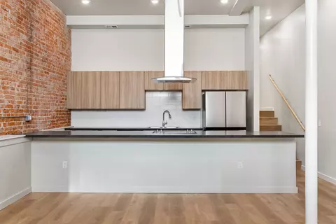 Kitchen - 59 E Park St #203, Butte, MT 59701 photo 3 of 4
