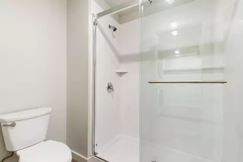 Bath - 59 E Park St #203, Butte, MT 59701 photo 1 of 1