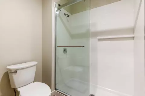 Bath - 59 E Park St #103, Butte, MT 59701 photo 1 of 1