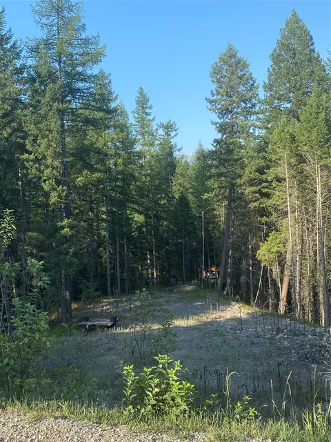 300 S Many Lakes Dr, Kalispell, MT 59901