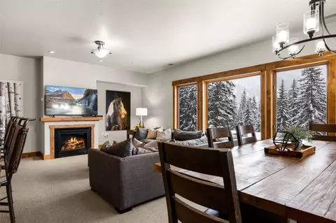 3820 Tamarack Ave #200, Whitefish, MT 59937