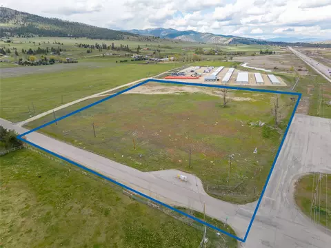 5800 Rowan St, Florence, MT 59833