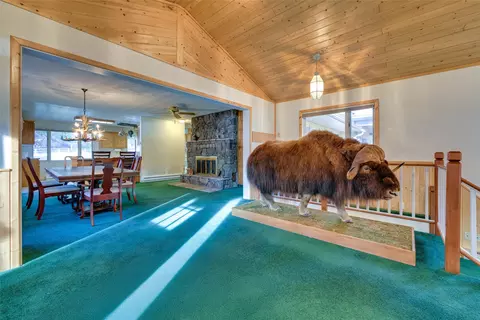 Entry Way - 357 Blind Draw Rd, Conner, MT 59827 photo 2 of 11