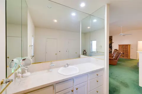 Bath - 357 Blind Draw Rd, Conner, MT 59827 photo 9 of 13