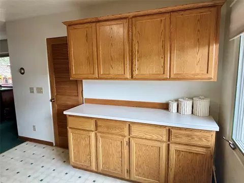 Kitchen - 357 Blind Draw Rd, Conner, MT 59827 photo 5 of 10