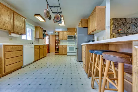 Kitchen - 357 Blind Draw Rd, Conner, MT 59827 photo 2 of 10