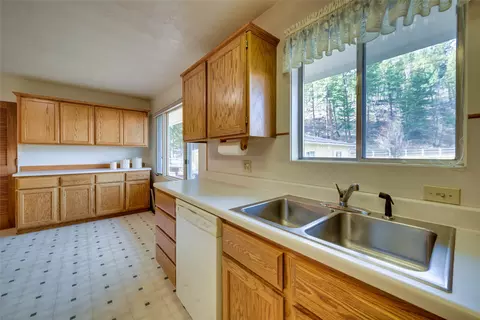 Kitchen - 357 Blind Draw Rd, Conner, MT 59827 photo 7 of 10