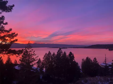 151 Whisper Ridge Dr, Bigfork, MT 59911