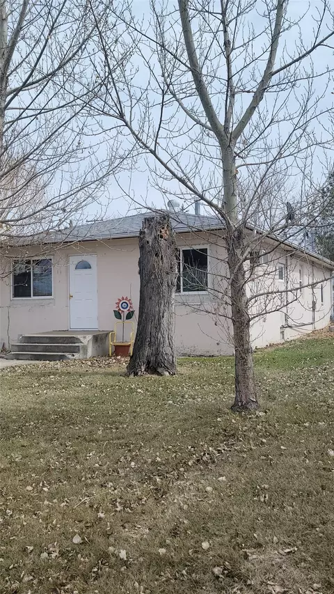 601 S Michigan St, Conrad, MT 59425