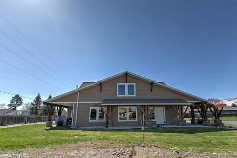 Exterior - 10 Lone Pine Trl, Hamilton, MT 59840 photo 3 of 4