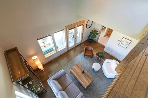 Living - 10 Lone Pine Trl, Hamilton, MT 59840 photo 5 of 5