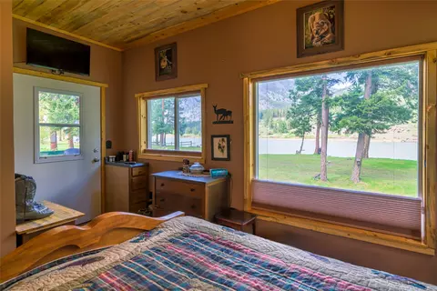 Bedroom - 1500 River Rd W, Plains, MT 59859 photo 3 of 6
