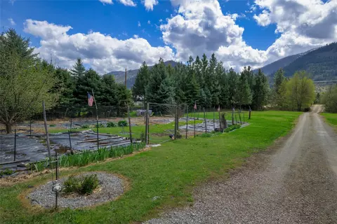 Exterior - 1500 River Rd W, Plains, MT 59859 photo 9 of 15