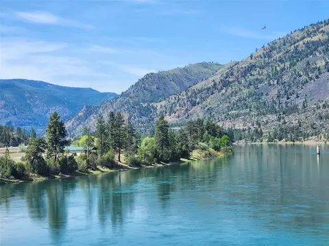 23 Happys Way, Plains, MT 59859