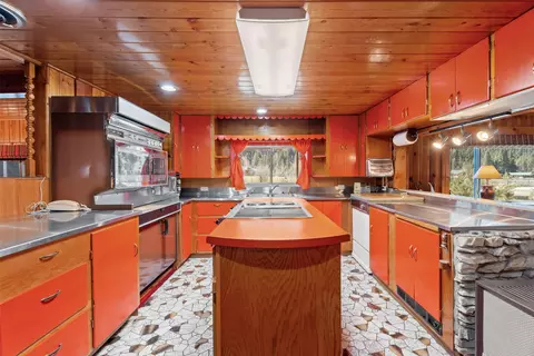 Kitchen - 1936 E Fork Rd, Sula, MT 59871 photo 1 of 6