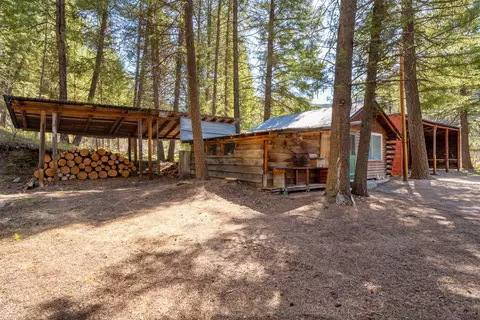 Exterior - 1936 E Fork Rd, Sula, MT 59871 photo 5 of 9