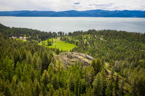 28 Doubletree Dr, Bigfork, MT 59911