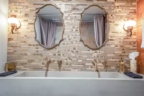 Bath - 442 4th Ave E, Kalispell, MT 59901 photo 11 of 14